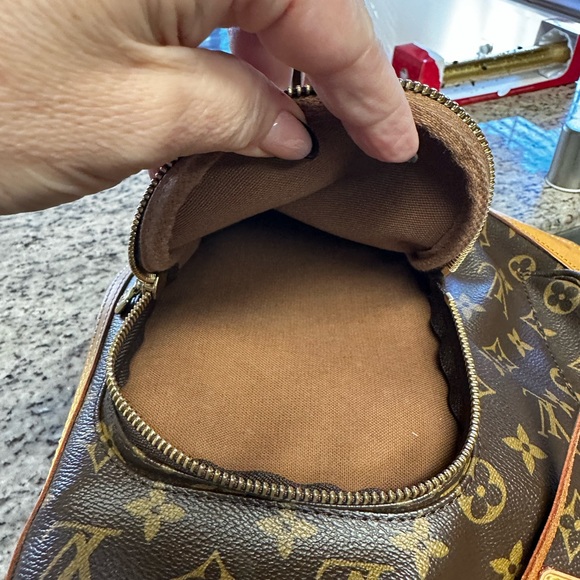 LV bosphere backpack - Picture 6 of 15